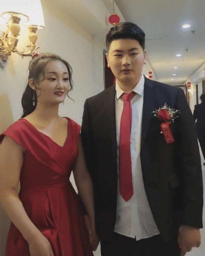 最新結(jié)婚歌曲精選，為你的婚禮增添浪漫氛圍，最新結(jié)婚歌曲精選，打造浪漫婚禮氛圍的必備曲目